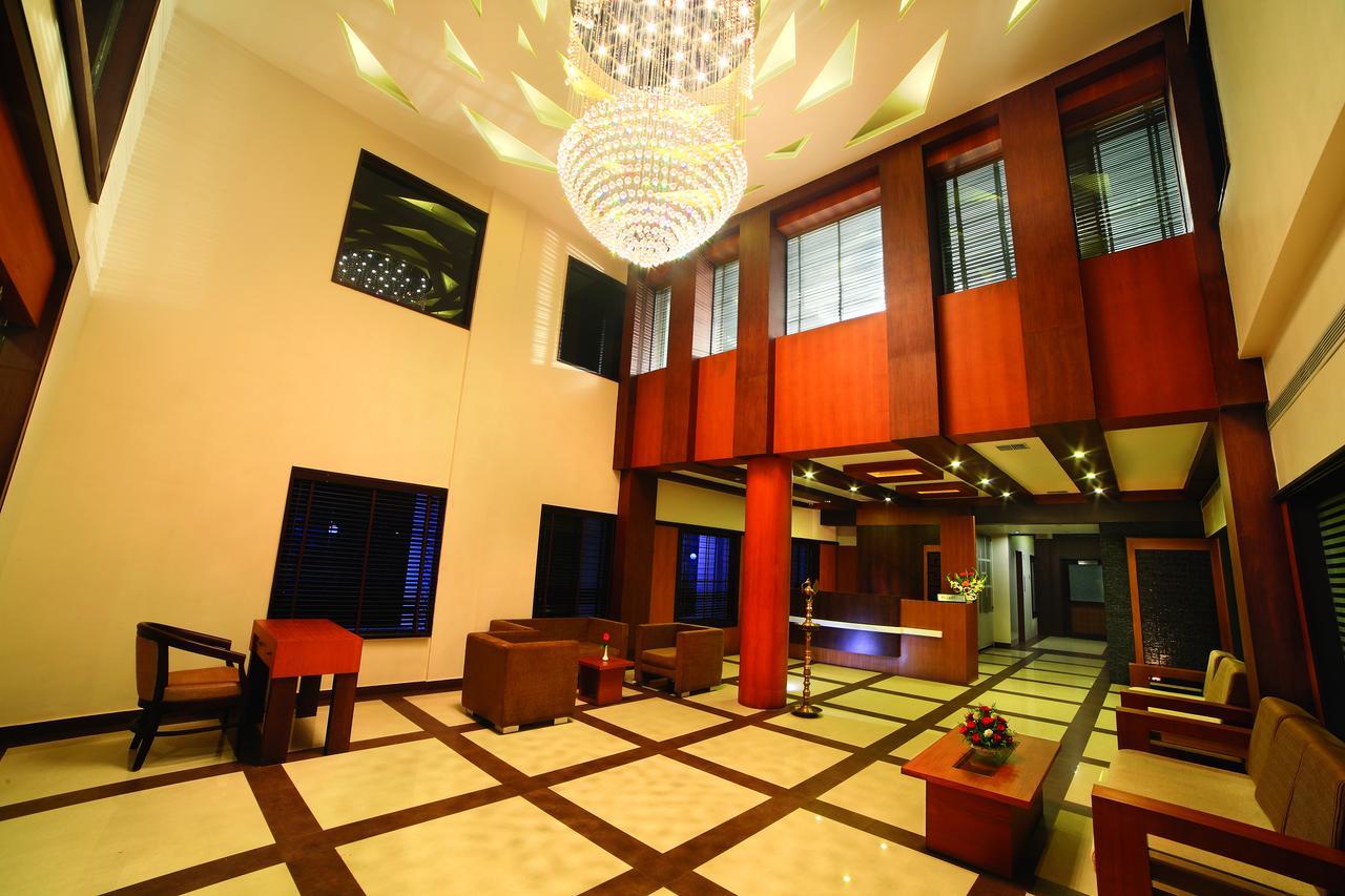 Hotel Zodiac Regency Kollam Kültér fotó